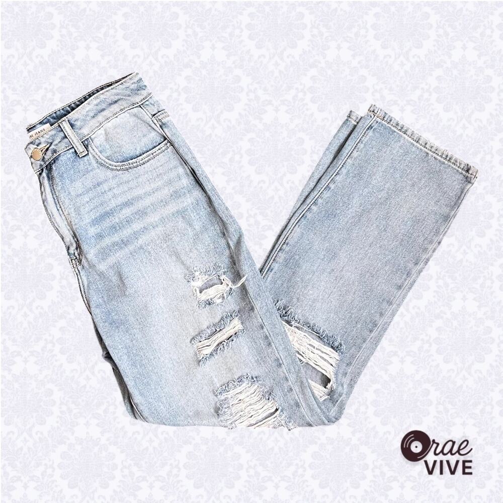 Encore Jeans Juniors 9 Light Wash Distressed Cotton Straight Leg Denim [🌿]
